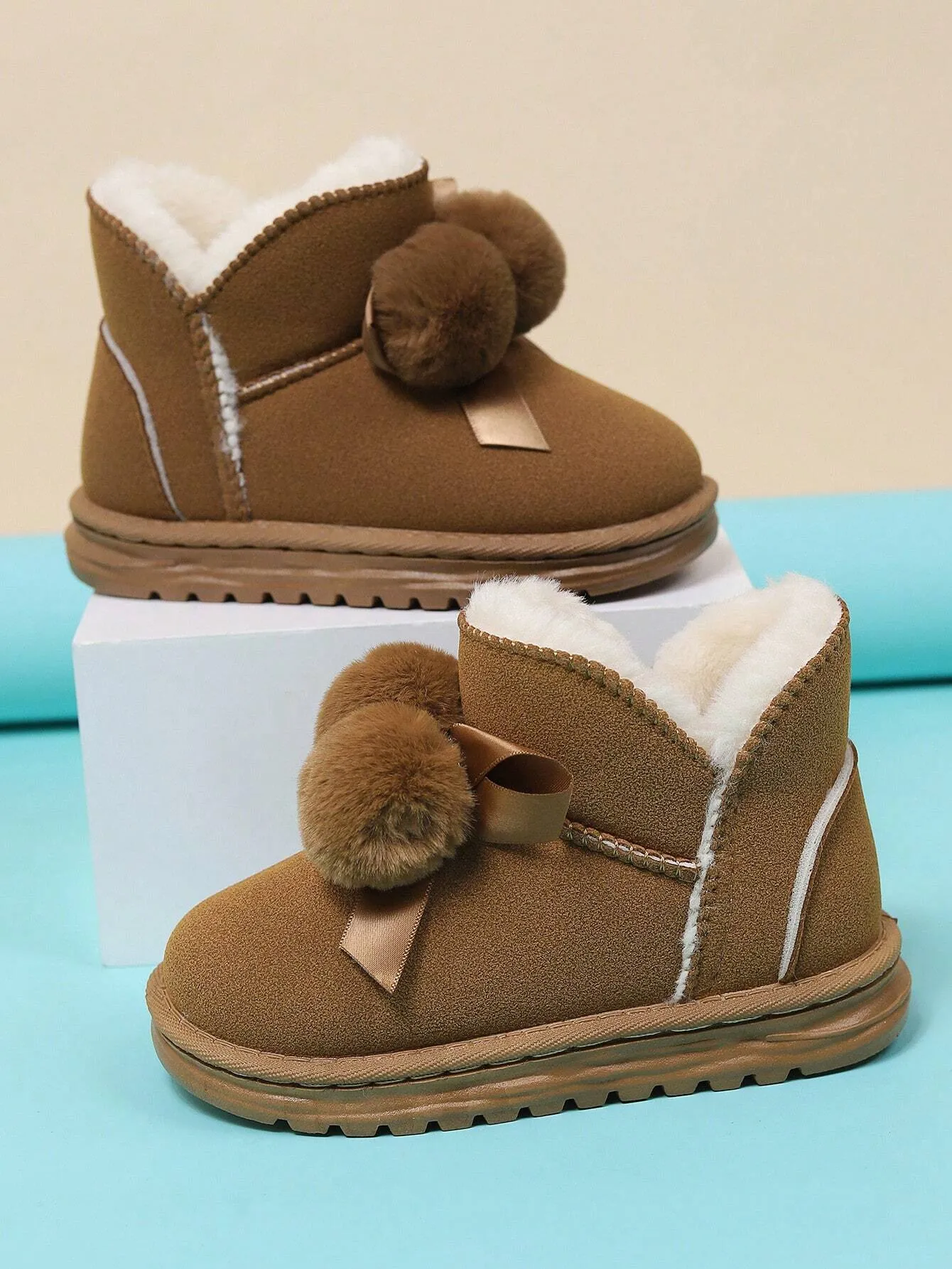 1pair Kids Faux Fur Pompom Ribbon Decor Warm Lined Fleece Snow Boots, Cute Trendy Classic Pull-On For Winter, Christmas And Halloween