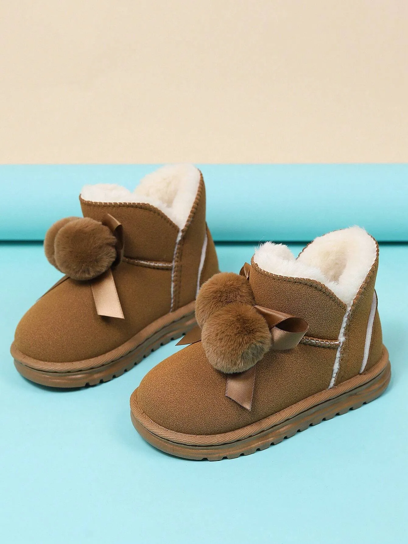 1pair Kids Faux Fur Pompom Ribbon Decor Warm Lined Fleece Snow Boots, Cute Trendy Classic Pull-On For Winter, Christmas And Halloween