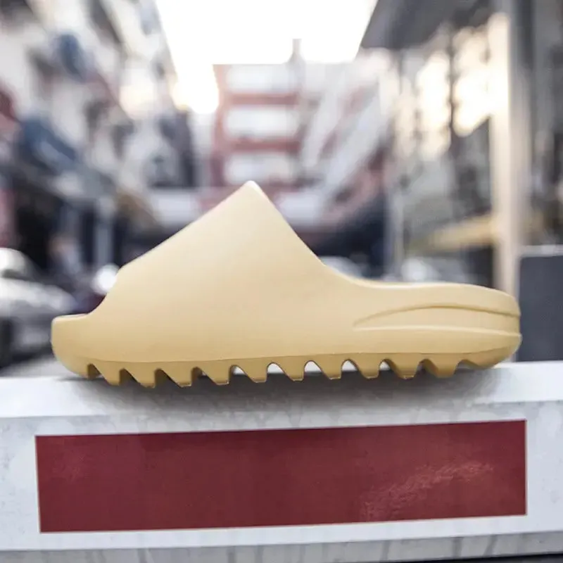 Comwarm Slippers for Summer – Soft Bottom Non-Slip Beach Sandals