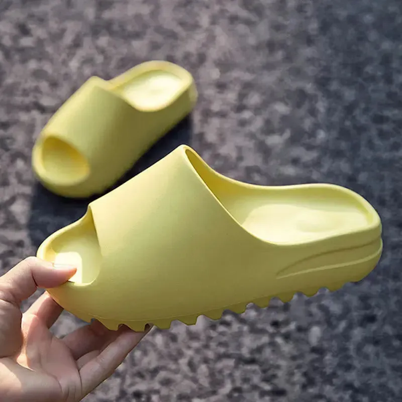 Comwarm Slippers for Summer – Soft Bottom Non-Slip Beach Sandals