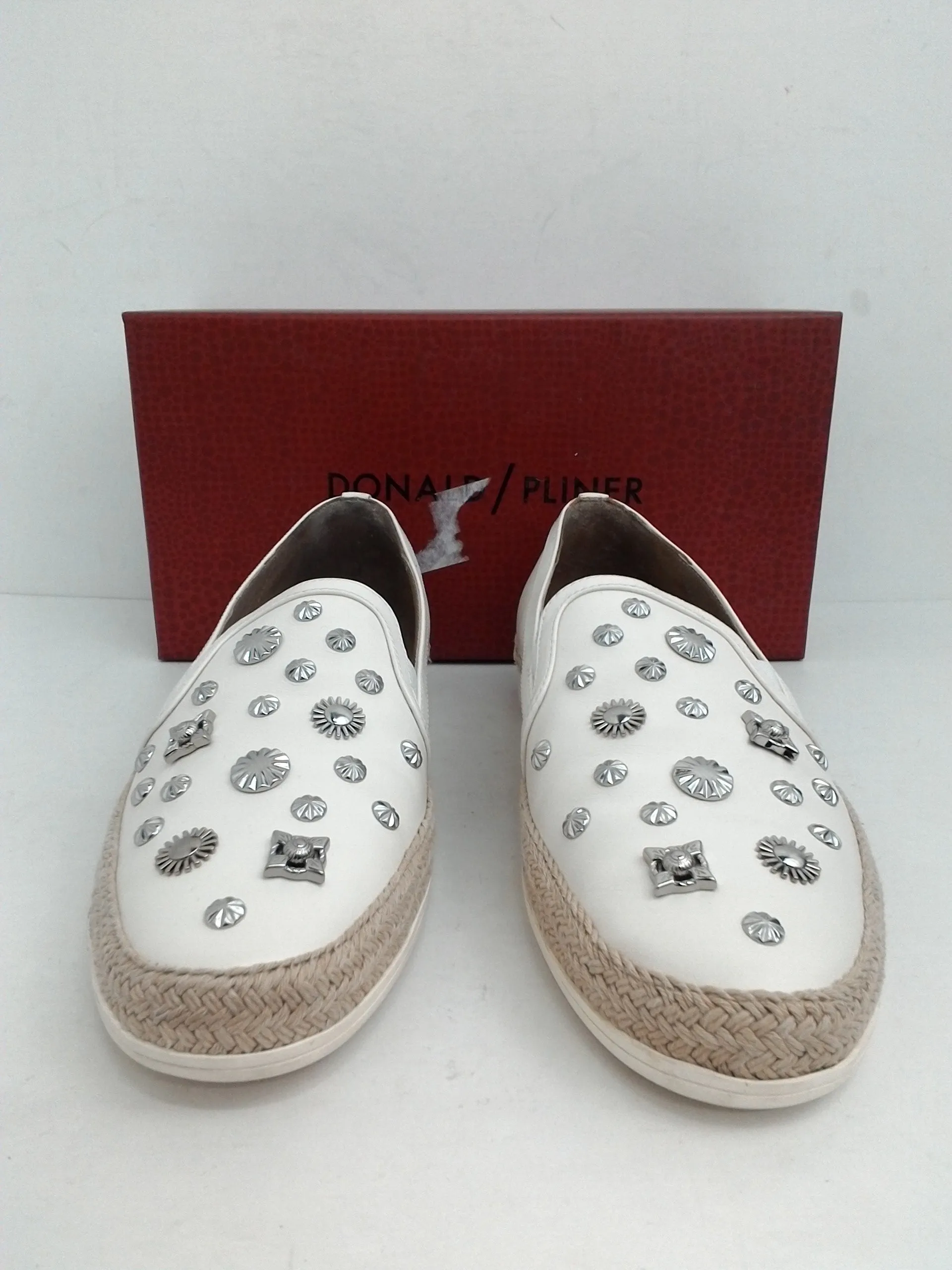 Donald Pliner Women's Pamela Off White Calf Size 9.5 M