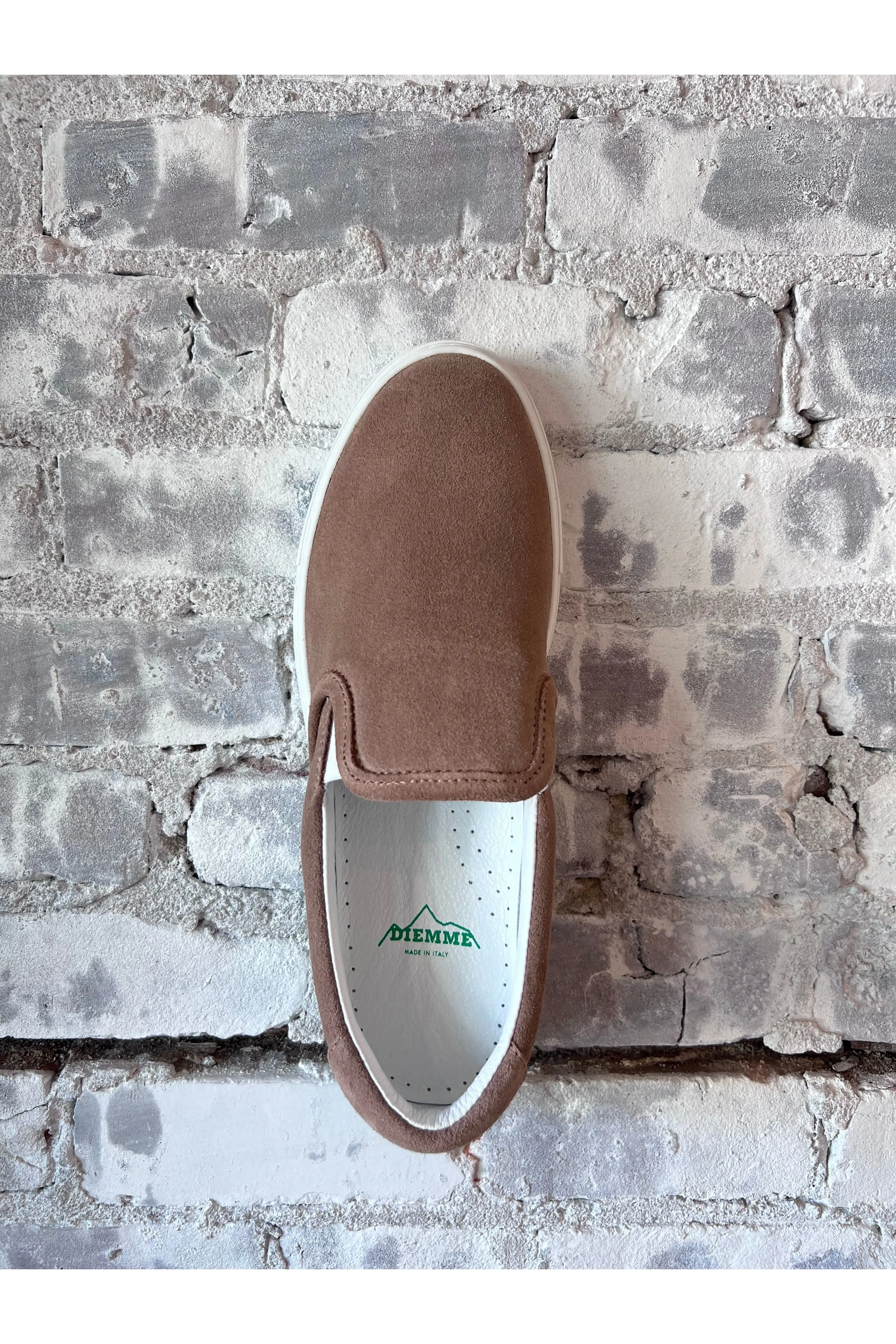 Garda Suede Low Slip On - Taupe