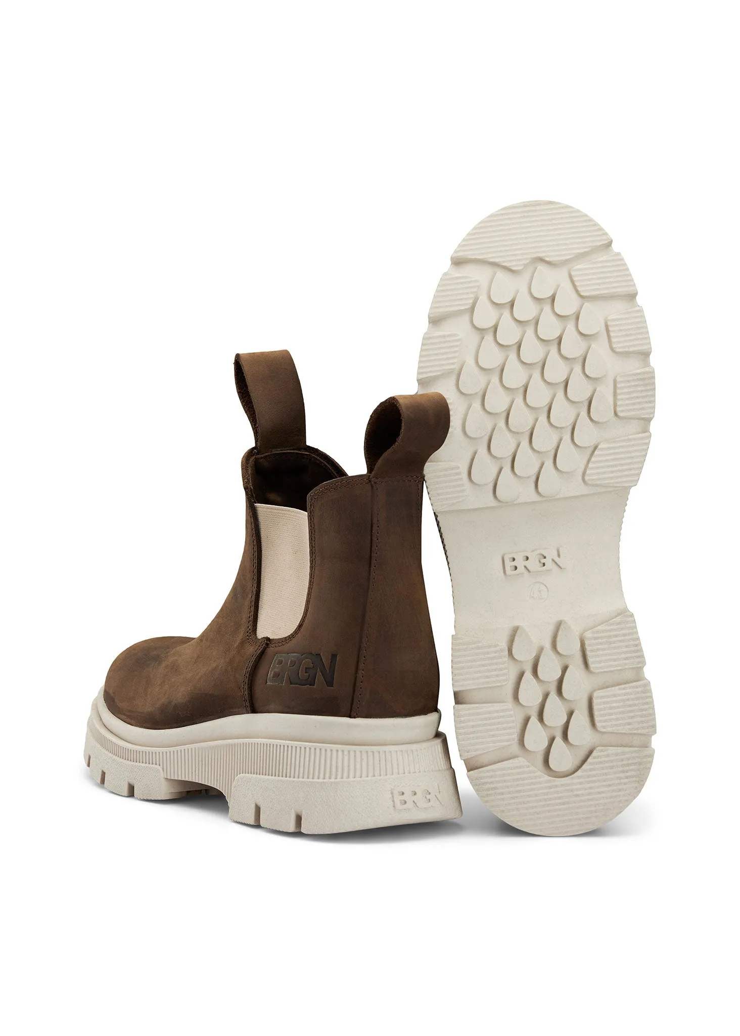 Low Chelsea Boot - Chocolate Brown / 135 Sand
