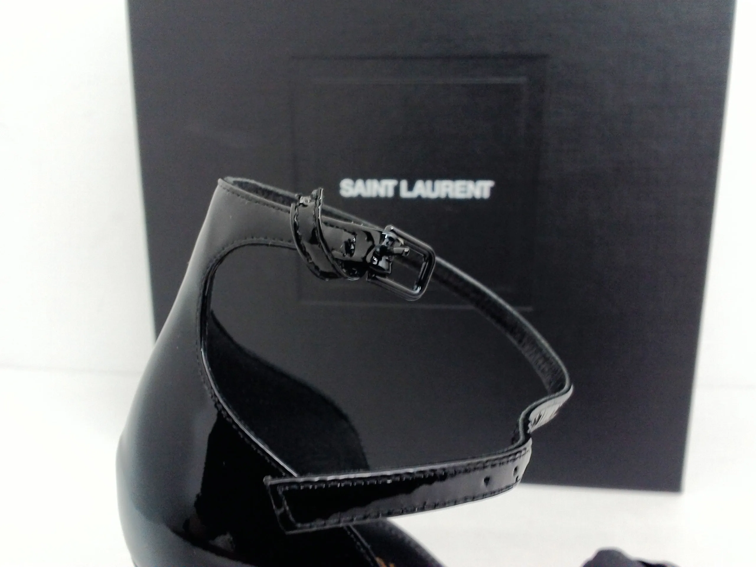 Saint Laurent Women's Vernice Chiffon Gold Black Sandal Size 35