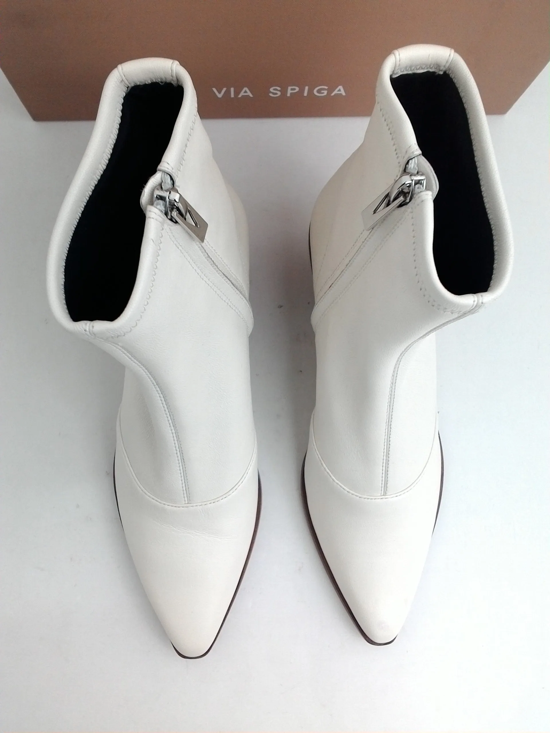 Via Spiga Women's Odette Milk Leather Booties Size 7 M